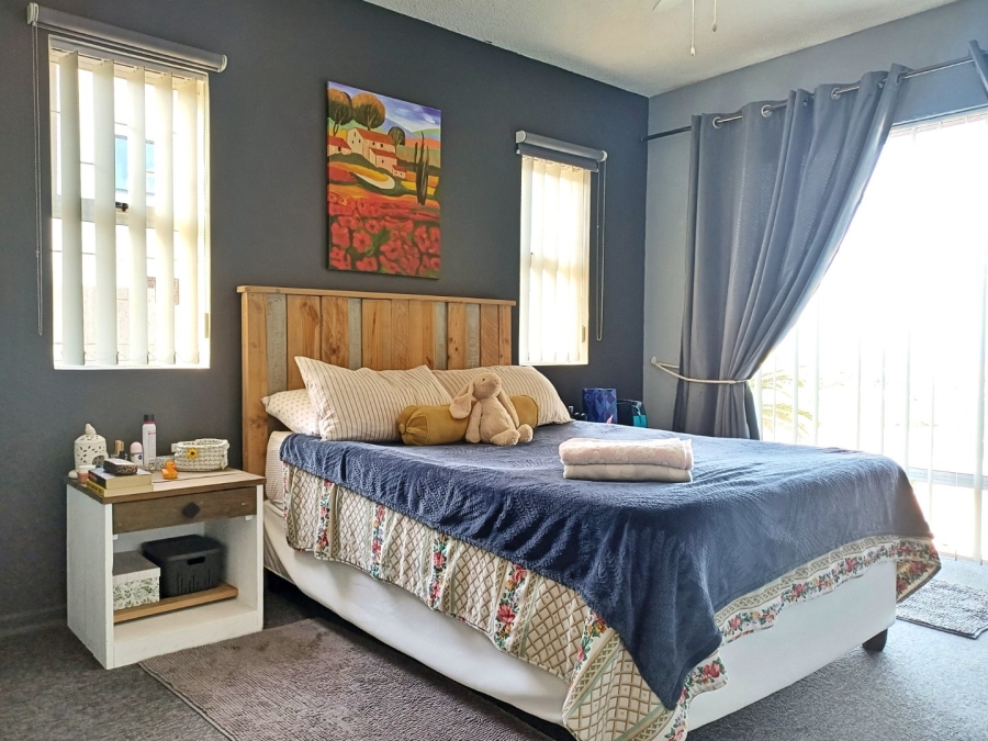 2 Bedroom Property for Sale in Hartenbos Heuwels Western Cape